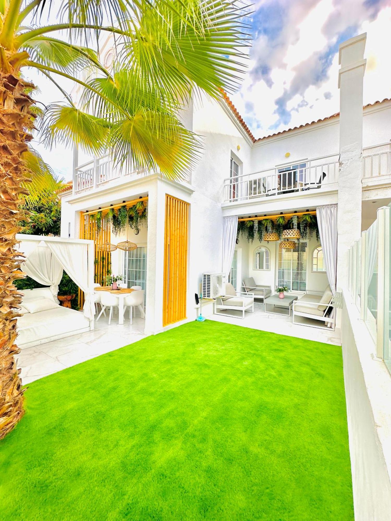 Luxury Villa Fanabe With Private Garden Costa Adeje  Esterno foto