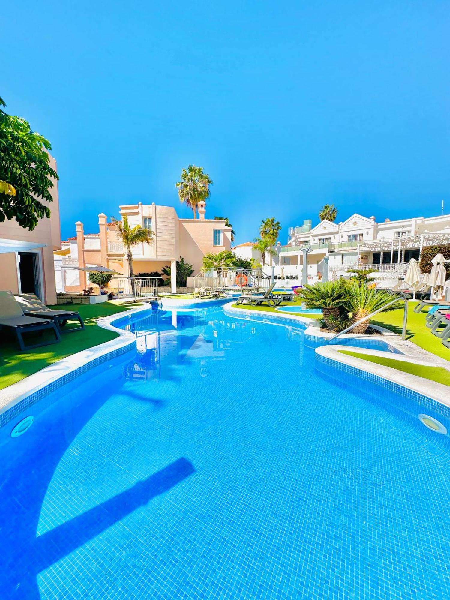 Luxury Villa Fanabe With Private Garden Costa Adeje  Esterno foto